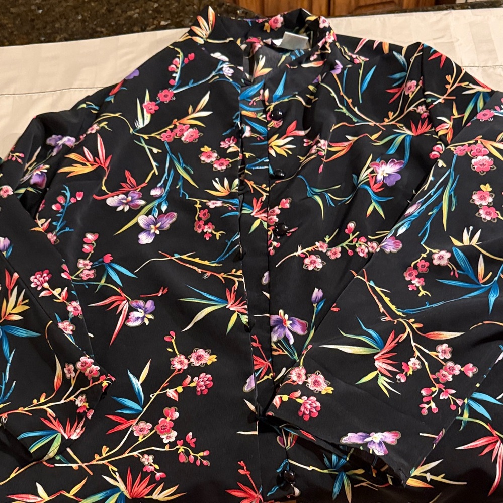 Susan Graver Black Floral Blouse
